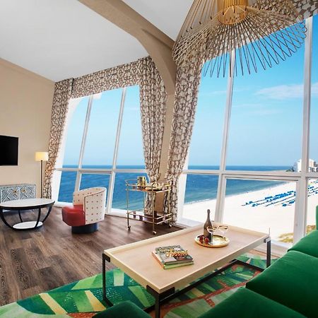 Bellwether Beach Resort St. Pete Beach Extérieur photo