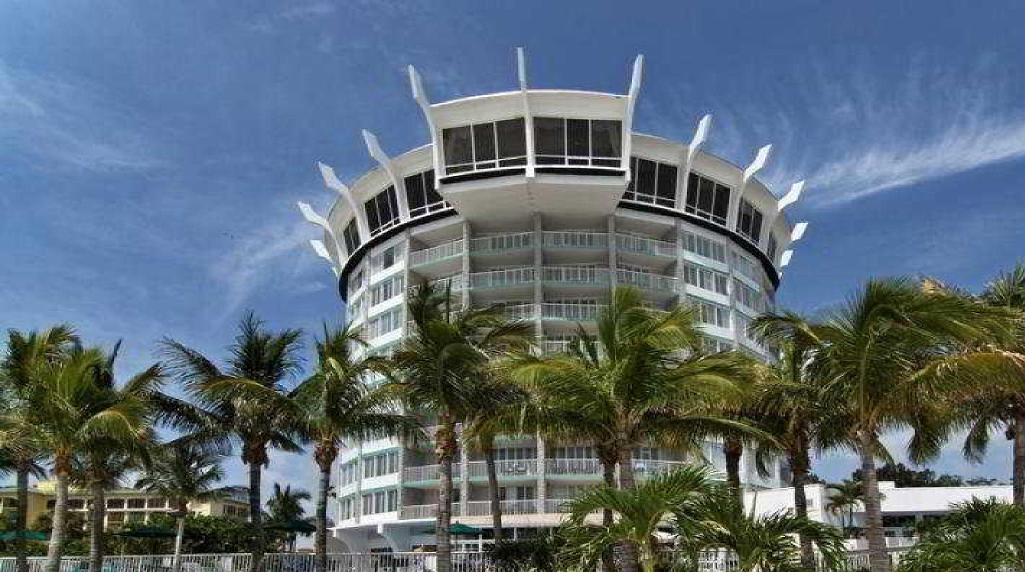 Bellwether Beach Resort St. Pete Beach Extérieur photo
